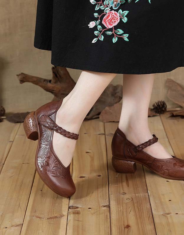 Handgemaakte Reliëf Velcro Retro Chunky Pumps