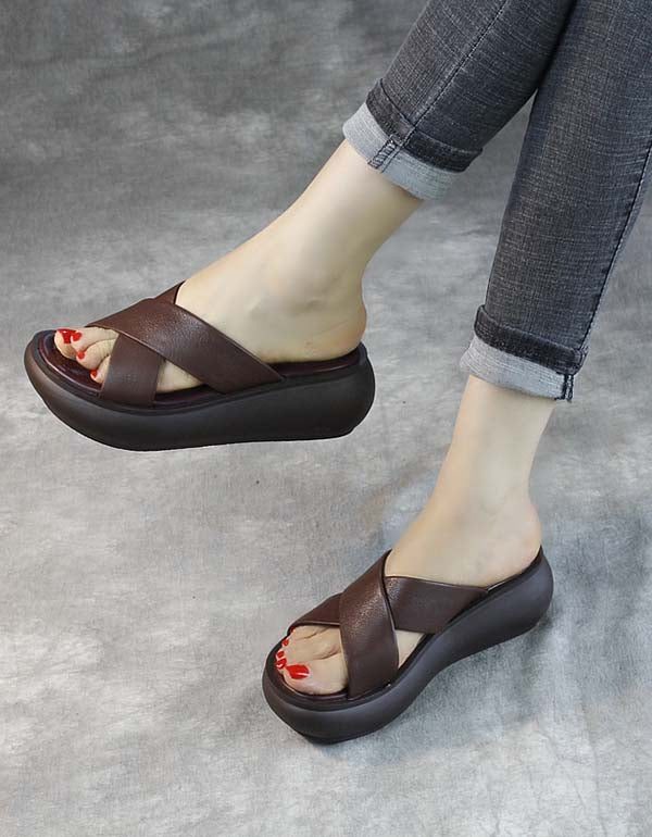 Handgemaakte Retro Sleehak Pantoffels Met Kruisband