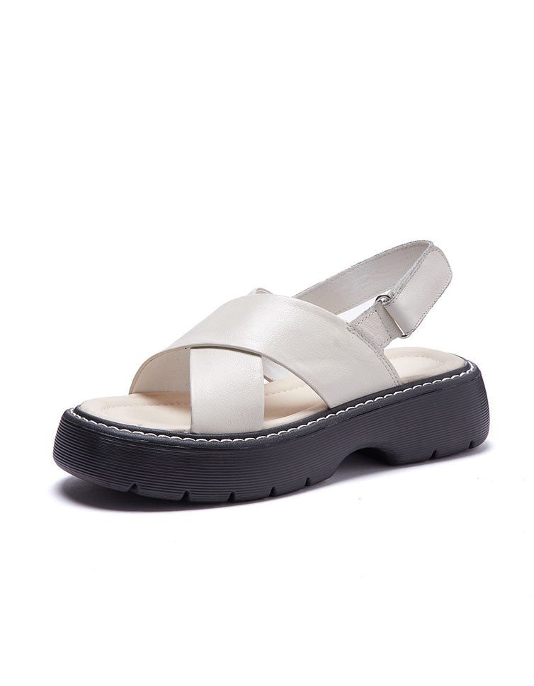 Plateausandalen Met Kruisband Vooraan Slingback