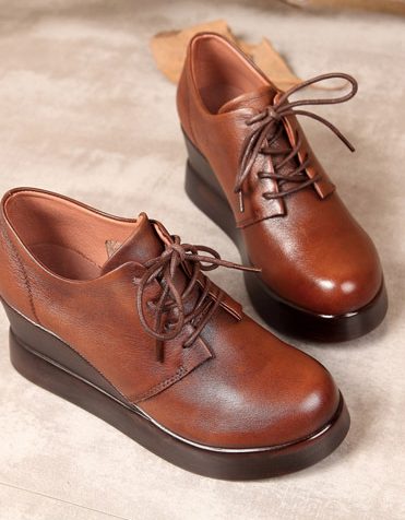 Echt Lederen Veterschoenen Met Sleehak