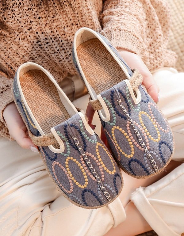 Handgemaakte Borduurschoenen Voor Dames Met Ronde Kop