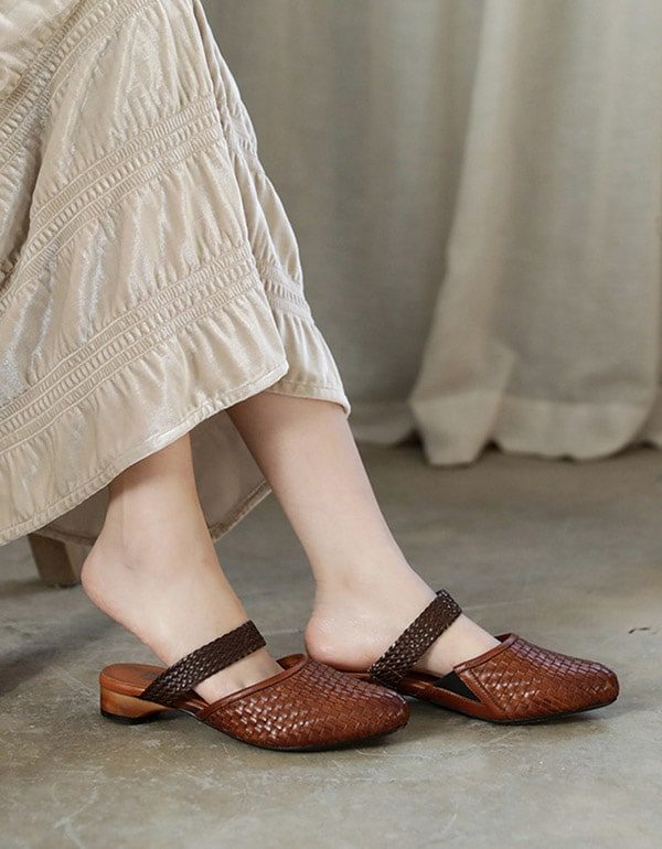 Retro Leren Pantoffels Met Lage Hakken