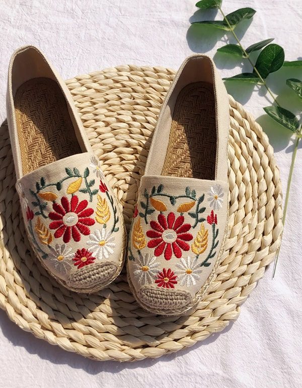 Geborduurde Platte Schoenen In Etnische Stijl